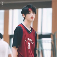 ไบเบิ้ล(เพื่อนพระเอก)