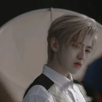 อี้เฟย(เพื่อนนายเอก)