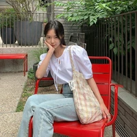 ครูจุ๊บ