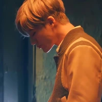 LEE JENO