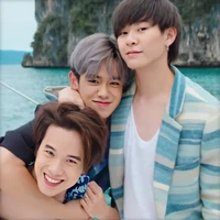 พวกพระเอก