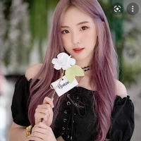 มิน(น้องกลางนางเอก)