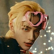 HWANG HYUNJIN