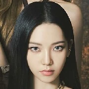 YOO KARINA