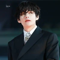KIM TAEHYUNG (SAHABAT JUNGKOOK)