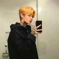 อามิ(เพื่อนพระเอก)
