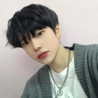 ซีหยาง(พี่คนกลาง