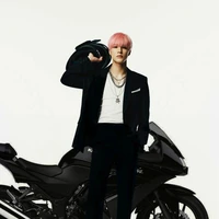 Jung Jeno { Ketua Geng The boys  }