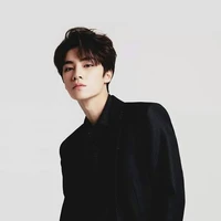 Na Xiaojun { Abang Tertua }