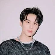 คิม.พ่อพระเอก