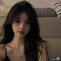 ไพลิน💎 (เพื่อนนางเอก)