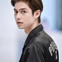 Jeon Bright