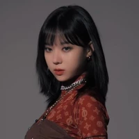 Aya ( besite Casey )