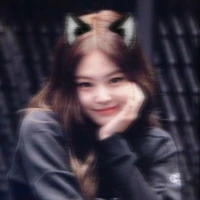 Jennie (ketua mata²)