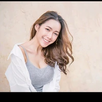 เเป้ง(เเม่นางเอก)
