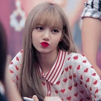 ลูกพีช🍑[นางเอก]