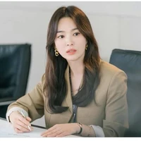 Tiara Prastama ( Momy Kalisa )