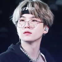 Min Yoongi (ml bff)