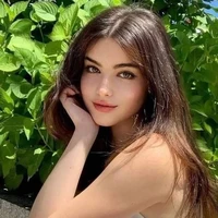 Sofia Miles (female lead)