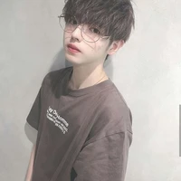 ที (เพื่อนนายเอก)