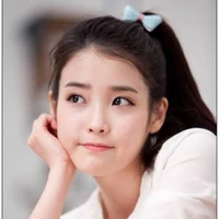 Avery Williams (bff / assistant)