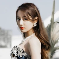 ขอบฟ้า •นางเอก•