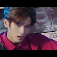 ลู่เยว่(พ.ส.นอ.)น้องพอ.ในเรื่อง