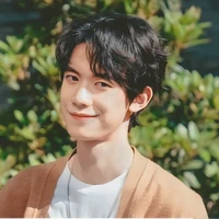 บิชอป,เจี้ยวหวง(พระเอก)(?)