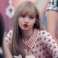 อลิซ (เพื่อนสาว)