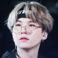 Augst D hyung