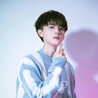 พร้อม(เพื่อนพระเอก)