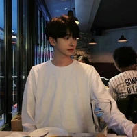 กัปตัน/พระเอก