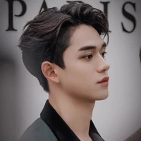 Lucas Wong | Sekretaris Johnny
