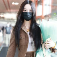 เเม่(นางเอก)