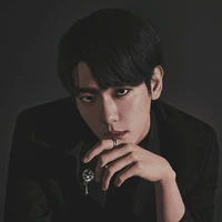 ทิศคุณ(พระเอก)