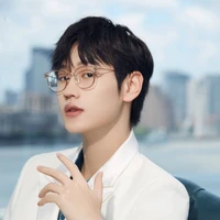 อคิระ(บริหารธุรกิจ+ชอบคนตลก)