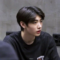 เบส(พี่น.อรองแก็งเสือดำ)