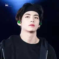 บิก/พระเอก
