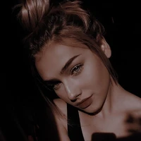 Dana Rodriquez(mejor amiga de matias)