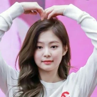 JENNIE