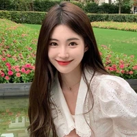 พรีม(พี่สาวฝาแฝดนางเอก)