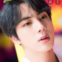 Seok jin(pacar jiso/langganan Lisa)