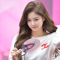 kim jennie manado