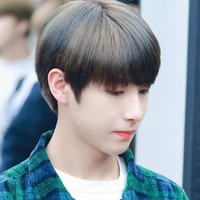 Park (Huang) Renjun
