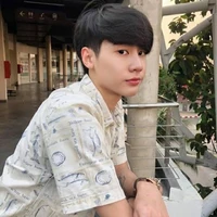 คิว(นายเอก)