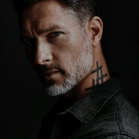 Rafael Rodgers -45 años- (Papá)