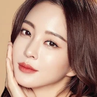 Mrs Kim (Hyun)