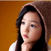 Auri stela Baylor(kecil)