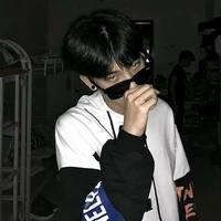 โฟร์[เพื่อนพระเอก]