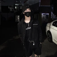 ไนท์(พระเอก)
